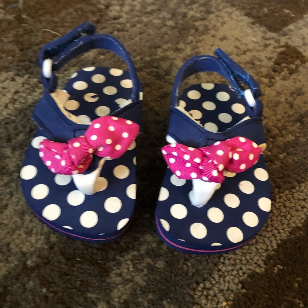 Minnie mouse flip flops